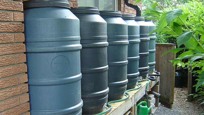 barris para armazenar água da chuva